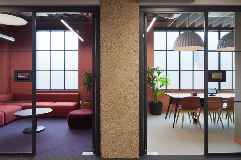 寶山180平營(yíng)銷辦公室裝修設(shè)計(jì)案例【3800平方】-第2張圖片-上海古都建筑設(shè)計(jì)集團(tuán) 寶山180平營(yíng)銷辦公室裝修設(shè)計(jì)案例【3800平方】-第2張圖片-上海古都建筑設(shè)計(jì)集團(tuán)