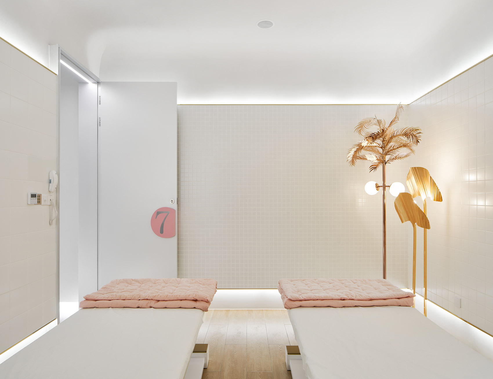 黃浦區(qū)簡約風(fēng)美容會所裝修設(shè)計-第5張圖片-上海古都建筑設(shè)計集團