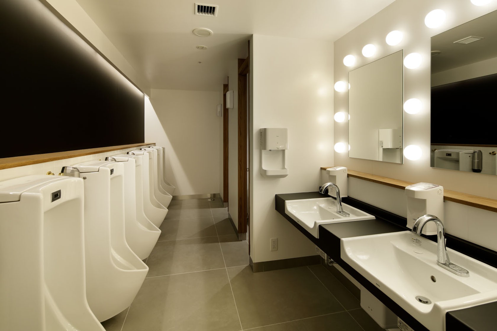 金山區(qū)復古電影院裝修設計-第3張圖片-上海古都建筑設計集團