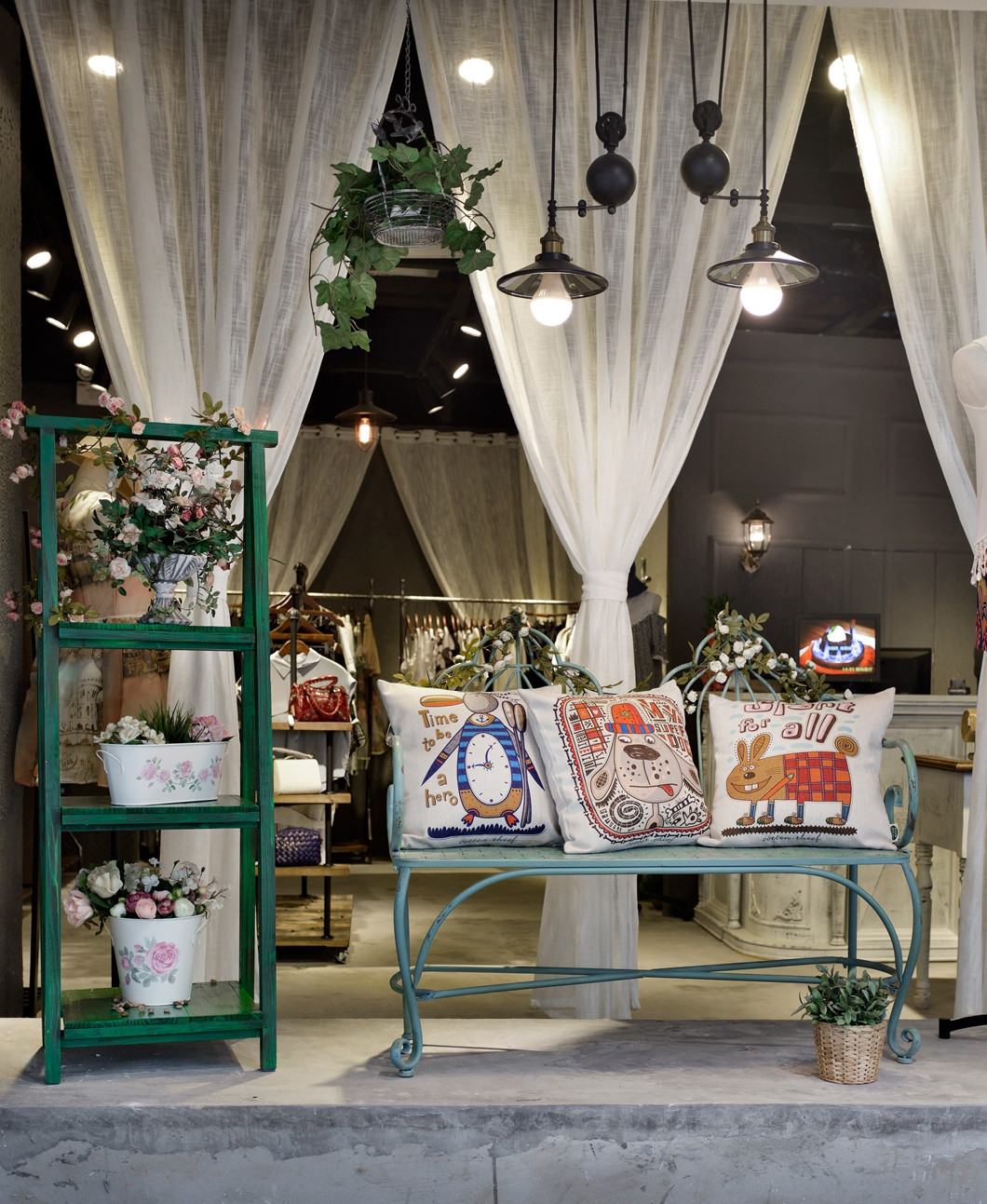 loft風格女裝店裝修設(shè)計-第5張圖片-上海古都建筑設(shè)計集團