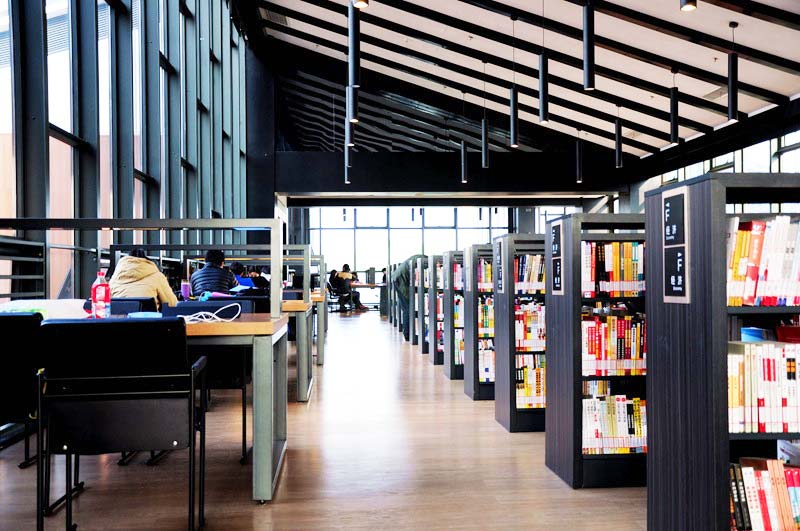 空曠工業(yè)風(fēng)圖書館裝修設(shè)計-第6張圖片-上海古都建筑設(shè)計集團