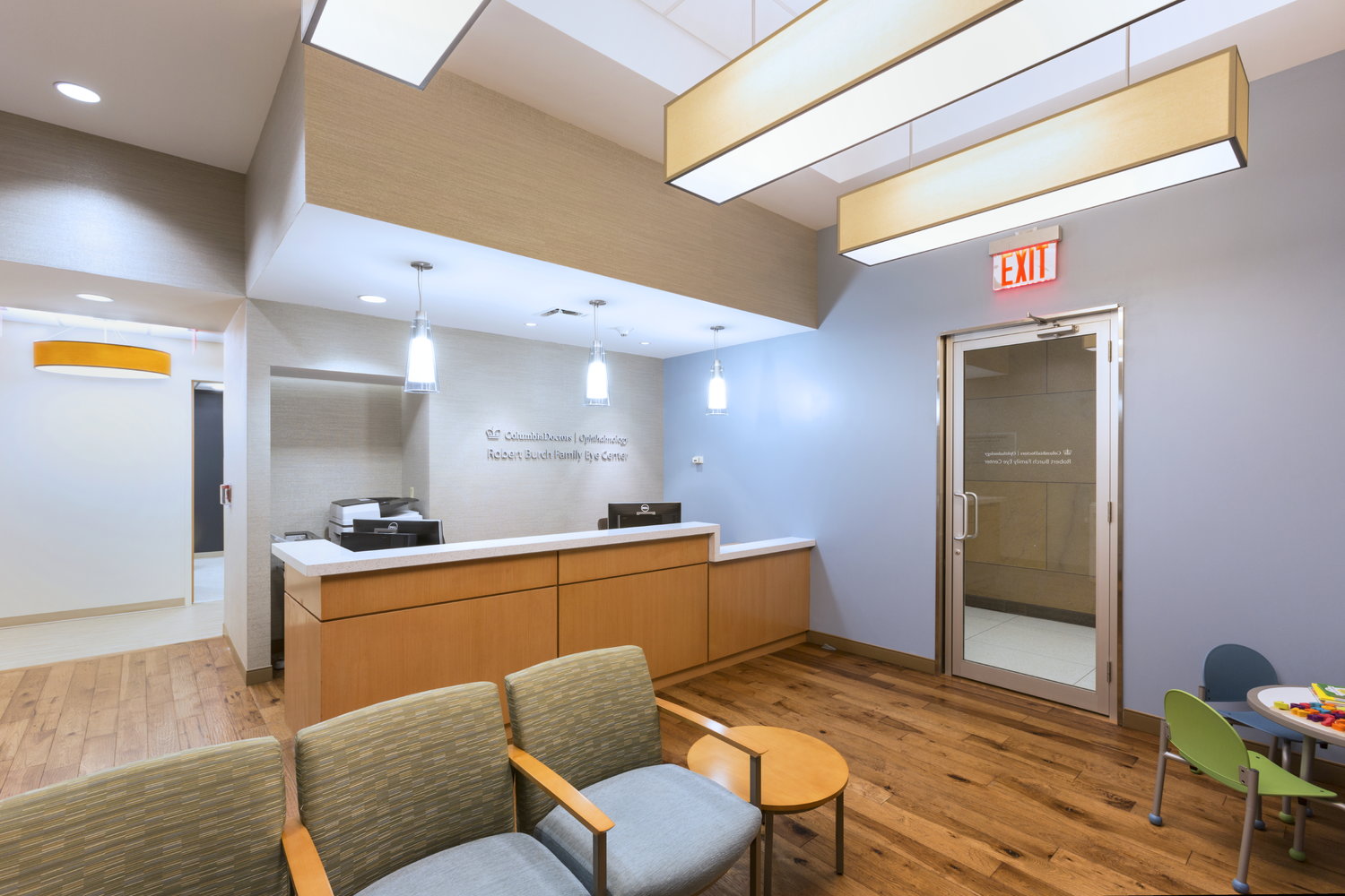 高科技眼科醫(yī)院裝修設(shè)計(jì)-第2張圖片-上海古都建筑設(shè)計(jì)集團(tuán) 高科技眼科醫(yī)院裝修設(shè)計(jì)-第2張圖片-上海古都建筑設(shè)計(jì)集團(tuán)