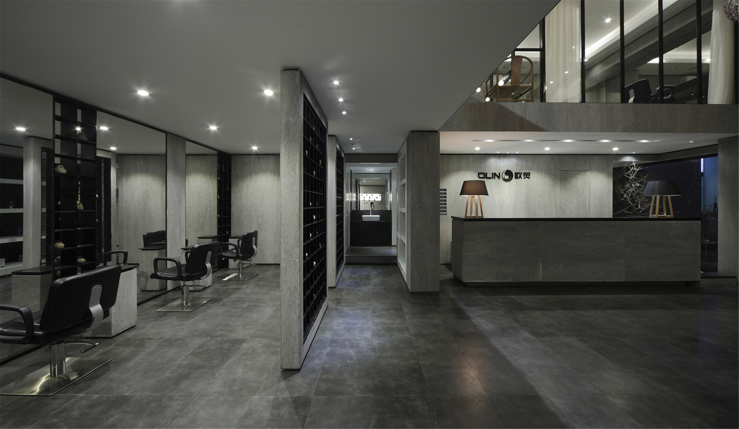 復式風格理發(fā)店裝修設(shè)計-第2張圖片-上海古都建筑設(shè)計集團