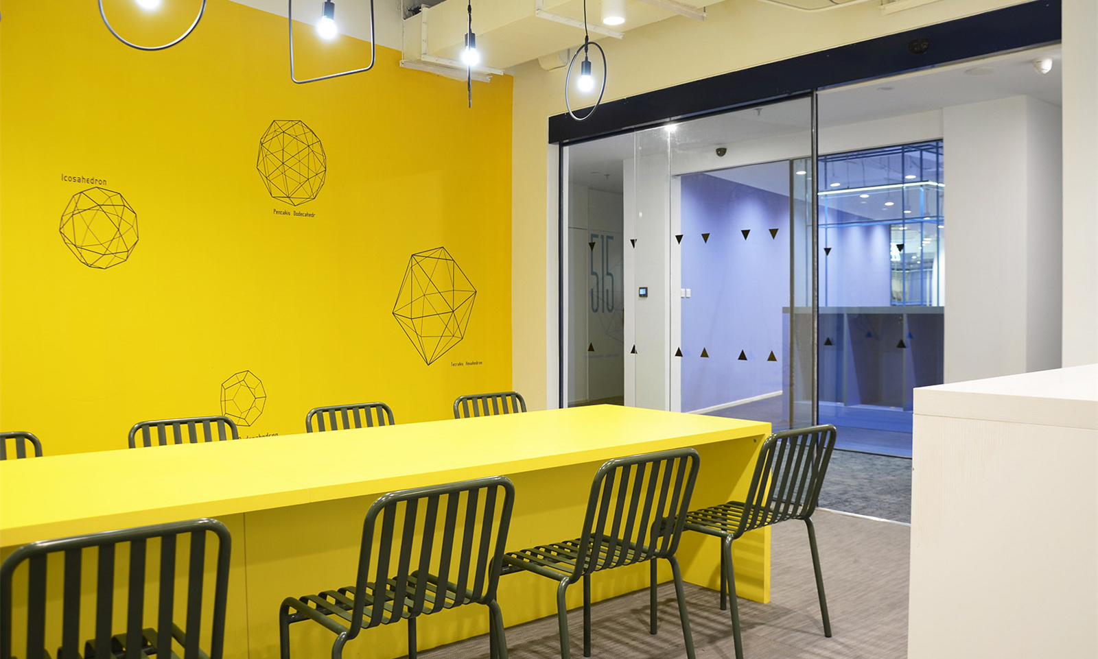 工業(yè)建筑風(fēng)格辦公室裝修設(shè)計-第1張圖片-上海古都建筑設(shè)計集團(tuán)