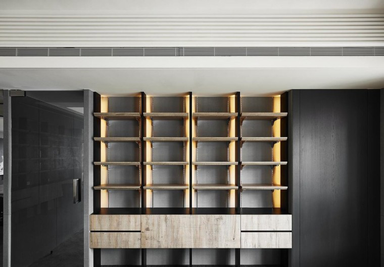 180平米工業(yè)風(fēng)辦公空間裝修設(shè)計圖-第5張圖片-上海古都建筑設(shè)計集團