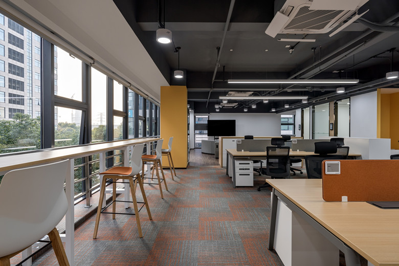 浦東辦公室裝修550平辦公室設(shè)計裝潢實景圖-第3張圖片-上海古都建筑設(shè)計集團