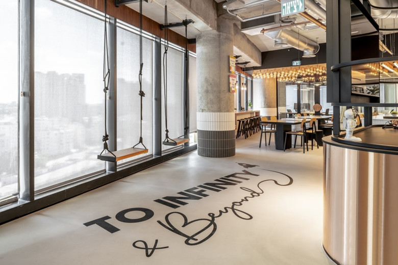 金融科技公司辦公室設(shè)計(jì)裝潢效果-辦公室裝修設(shè)計(jì)效果圖-第3張圖片-上海古都建筑設(shè)計(jì)集團(tuán)